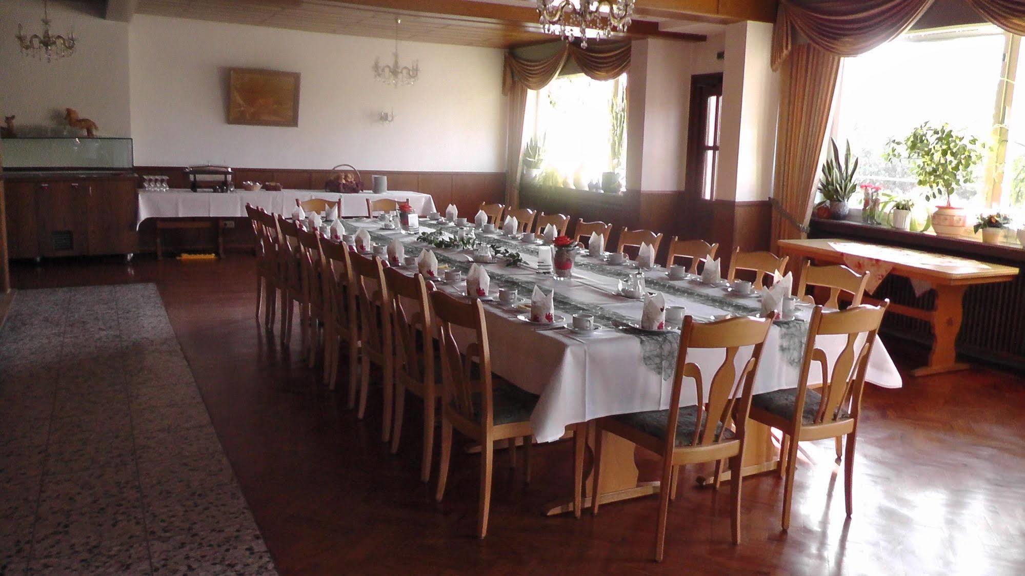 Waldesruh Hotel 3*